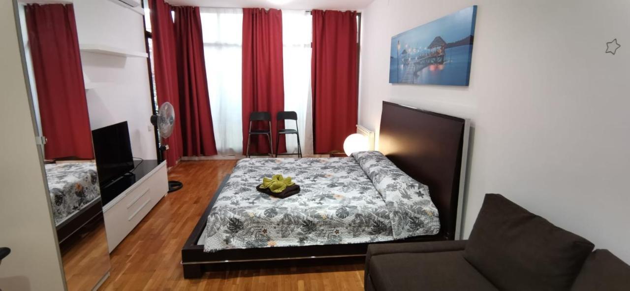 Rooms Arago Barcelona Luaran gambar