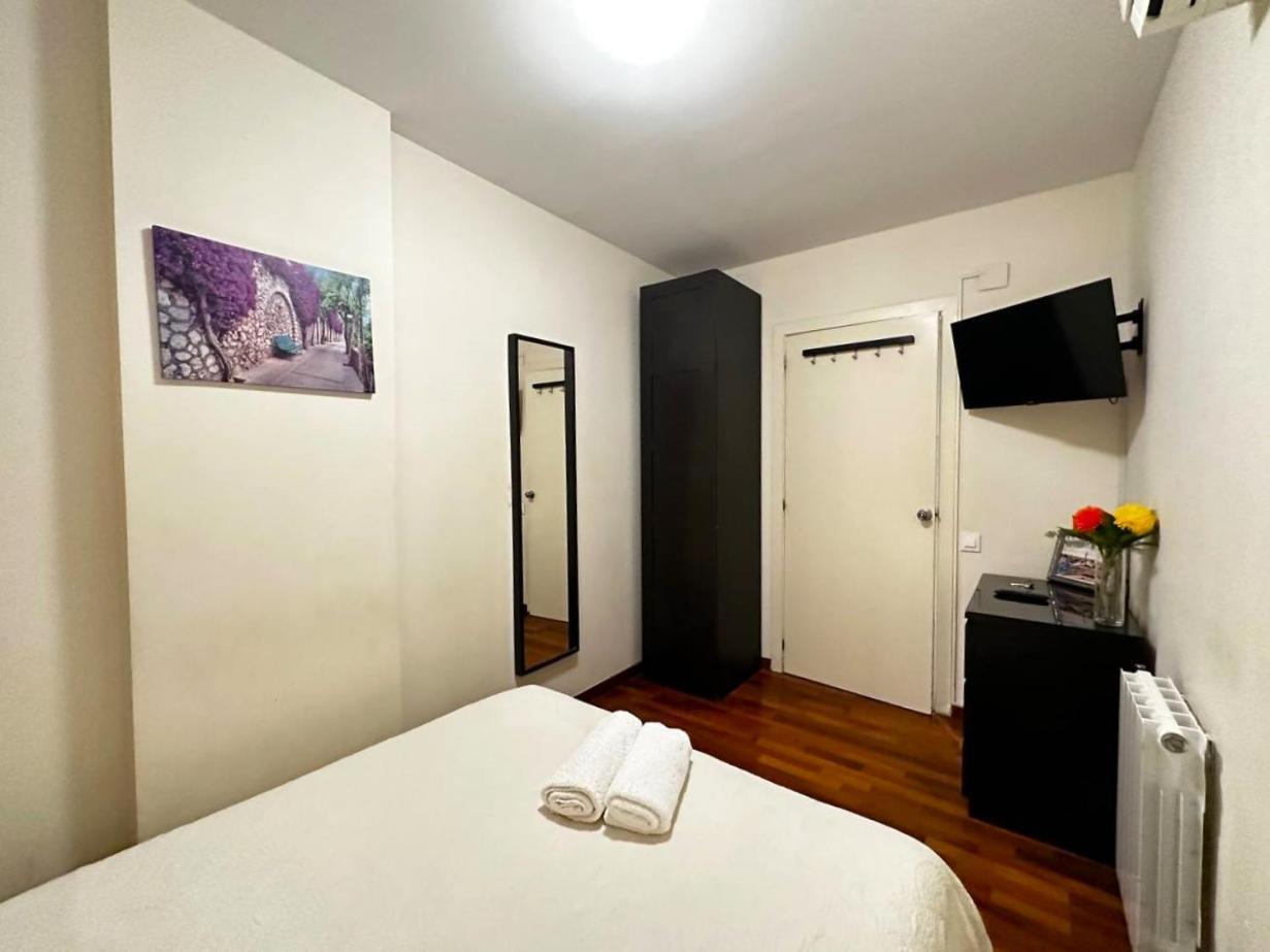 Rooms Arago Barcelona Luaran gambar