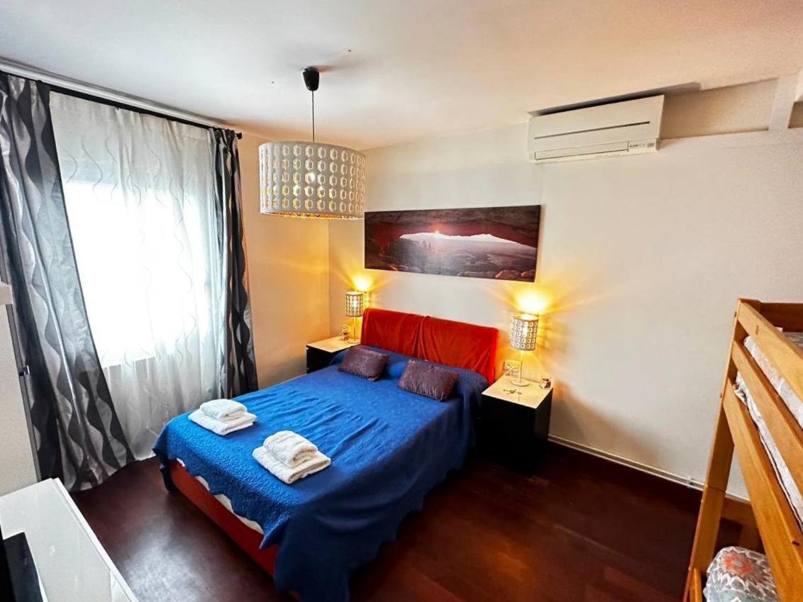Rooms Arago Barcelona Luaran gambar